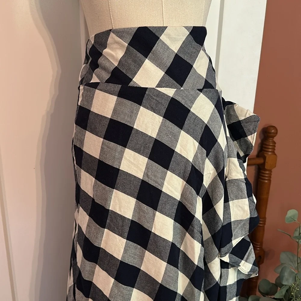 Lauren Ralph Lauren | buffalo plaid | asymmetrical | navy white | ruffle | skirt - Picture 4 of 16